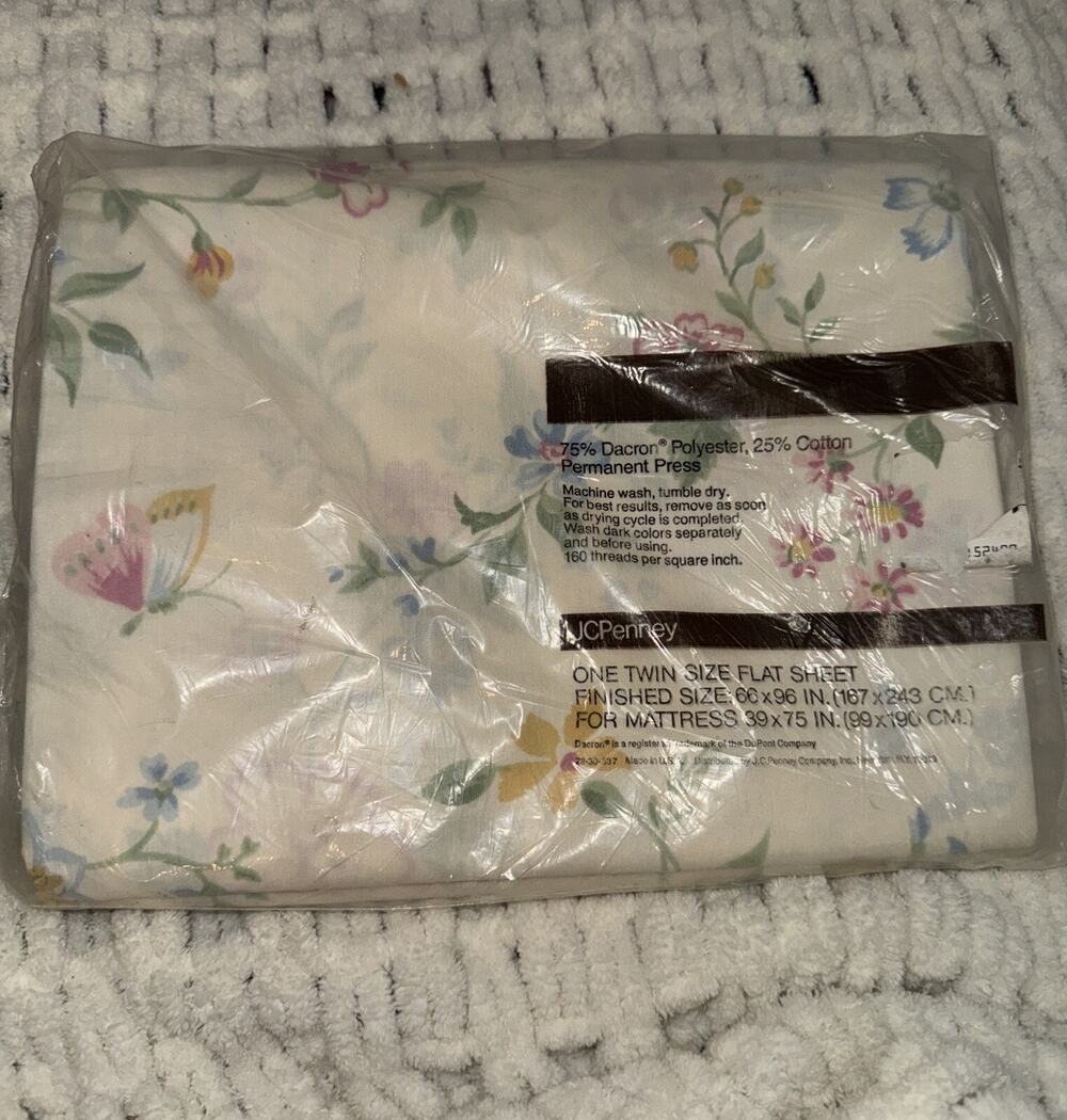 Vintage JC Penney Dacron Floral Twin Flat Early Spring Flowers New old stock